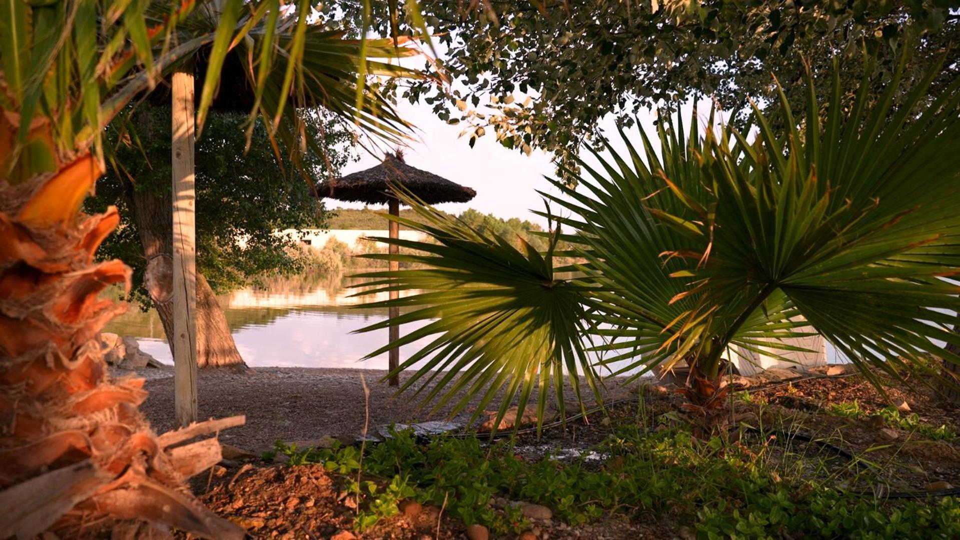 Taiga Lake Caspe Ngoại thất bức ảnh