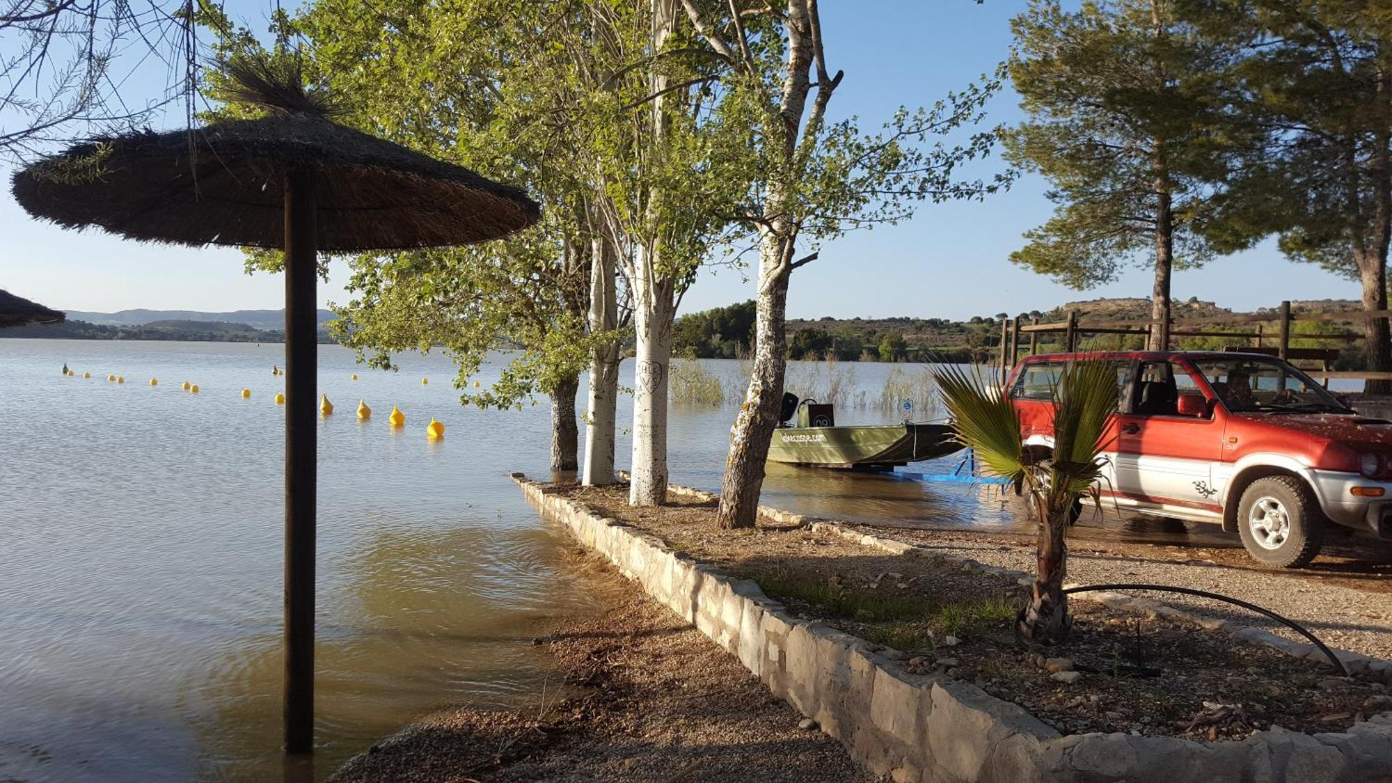 Taiga Lake Caspe Ngoại thất bức ảnh
