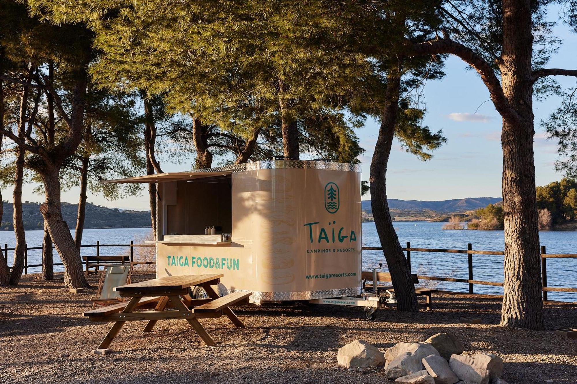 Taiga Lake Caspe Ngoại thất bức ảnh